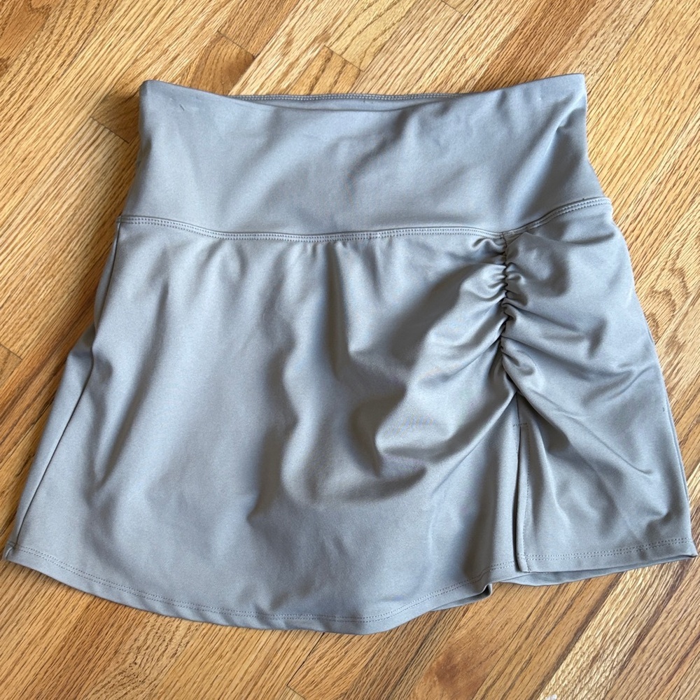 Marika medium Gray Skort (skirt shorts) with Ruched Design